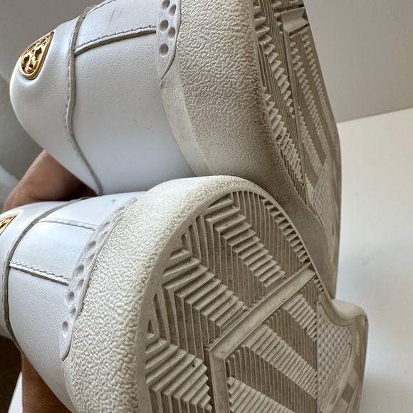 Tory Burch Sz 9 Howell Court Leather Sneakers in Titanium White/Allium Purple - Picture 10 of 16